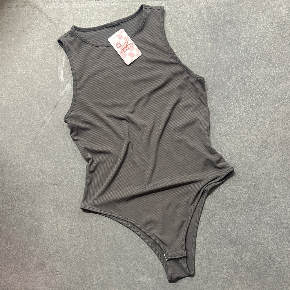 SHEIN Gray Sleeveless Bodysuit